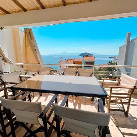 Athina Villa - Premier Sea PalaiónTsiflíkion Exterior foto